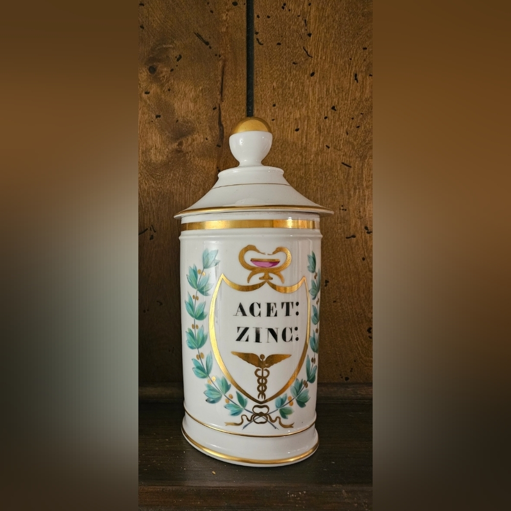 French 19th Century Apothecary Porcelain Jar